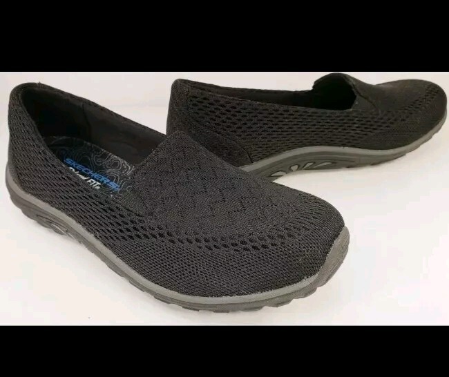SKECHERS WOMEN'S REGGAE FEST WILLOWS CASUAL SLIP ON MESH FLAT Size BLACK  49244