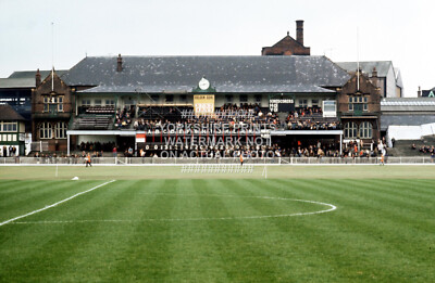 1971 BRAMALL LANE SHEFFIELD UNITED ACTION PHOTO PRINT UTD LUFC YORKSHIRE  CCC UK