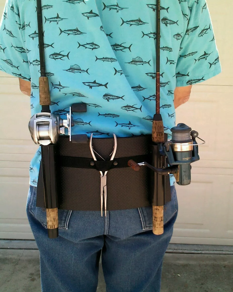 Surf fishing backpack with rod cheap holder