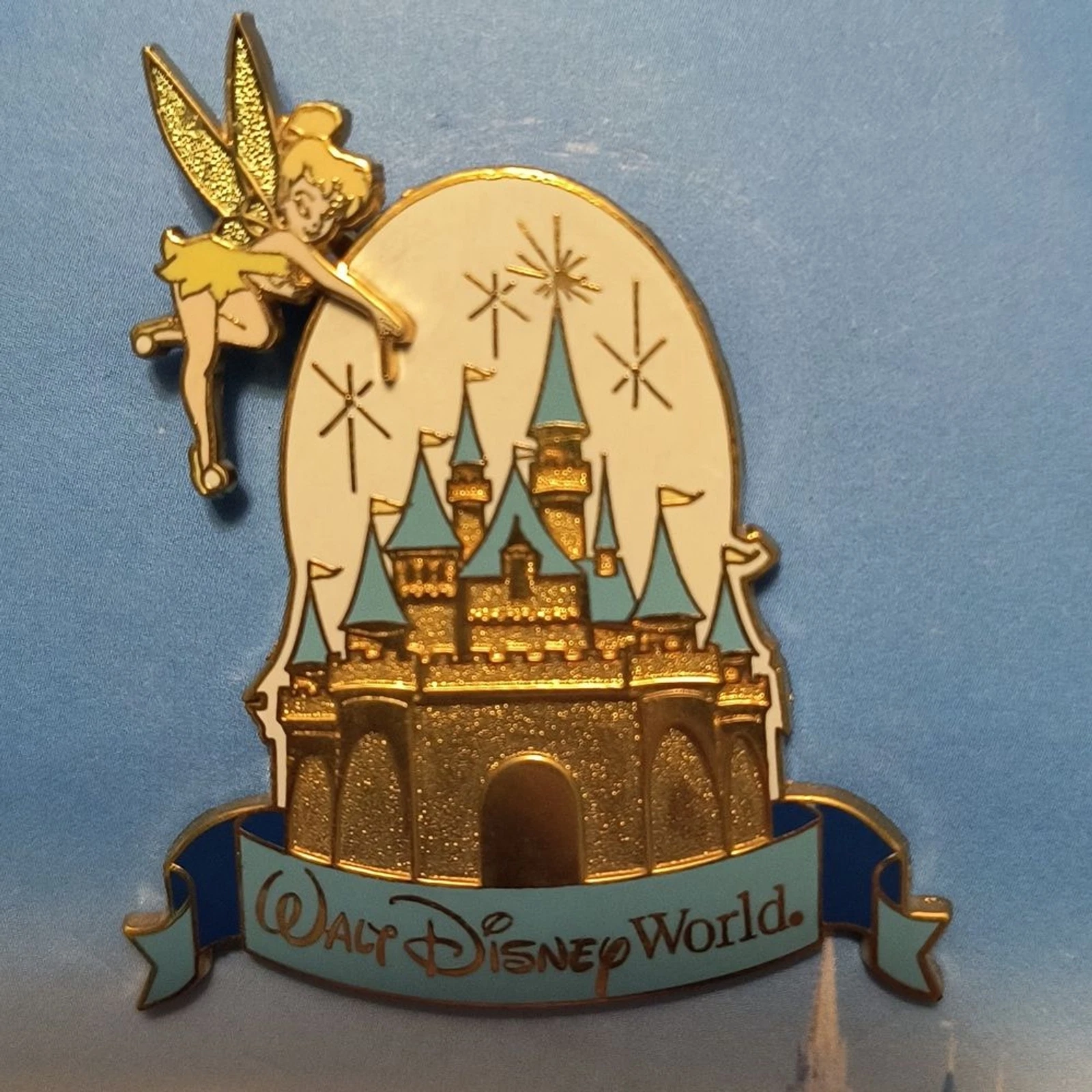 Disney Cinderella's Castle with Tinkerbell Pin