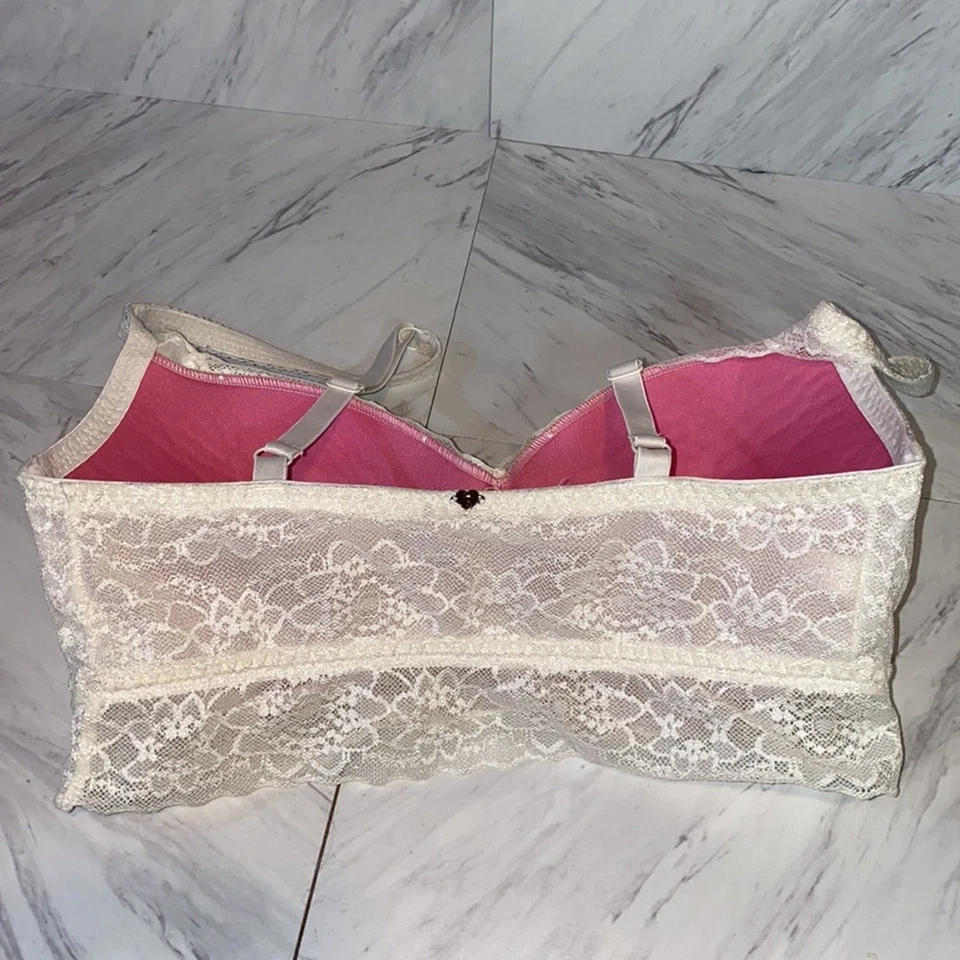 PINK Victoria's Secret 蕾丝文胸小号 — 第 4/4 张图片