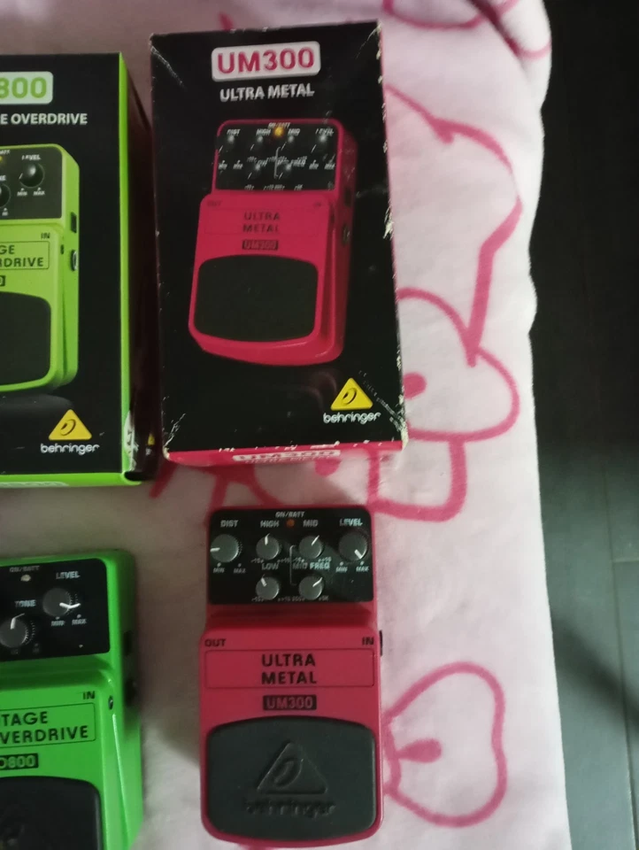 Behringer / Harley Benton Set Pedal Power Plant Kabel Clip-Tuner Capodaster. TOP - Bild 2 von 4