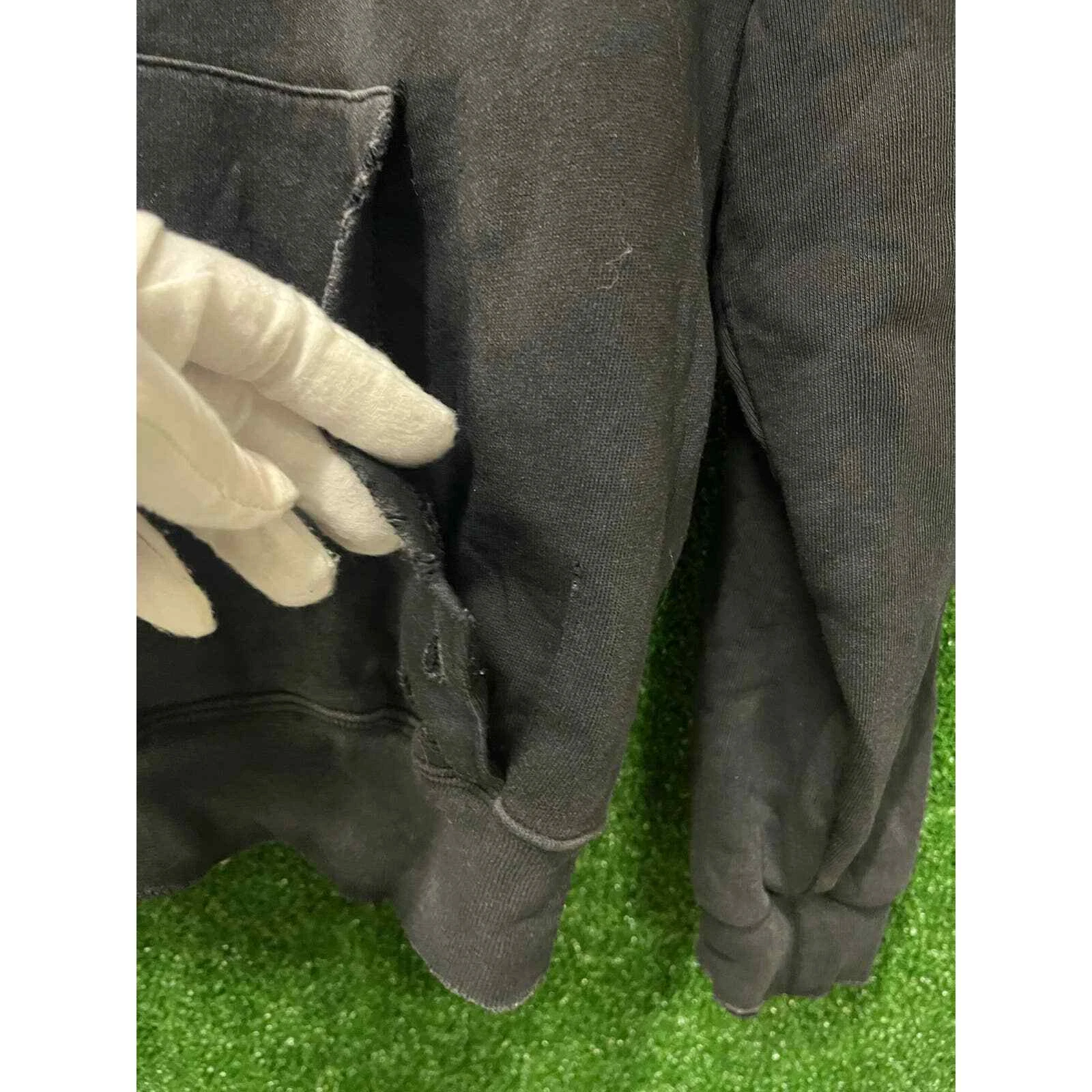 Felpa con cappuccio nera sbiadita Givenchy Paris effetto invecchiato taglia XS vestibilità sciolta