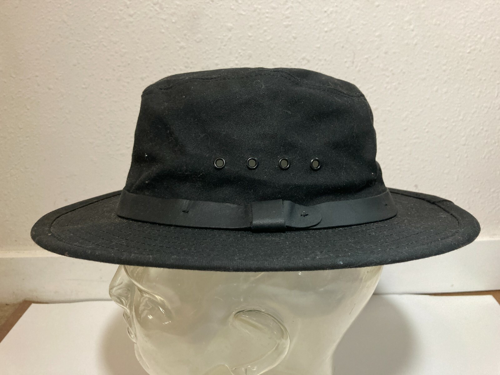 Filson Tin Packer Hat Waxed Canvas Black, S Gem