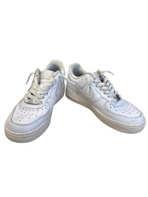 Nike Air Force 1 Mens Low Top White Sneakers Size 8 SKU 7804