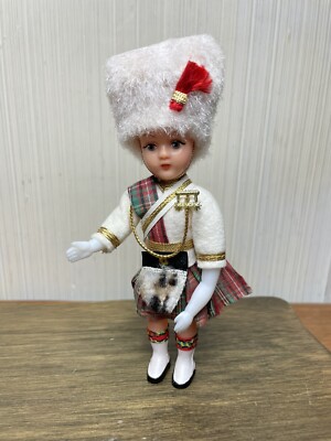 Vintage Souvenier Scottish Royal Guard Doll White Hat A Wee Bonnie Lassie