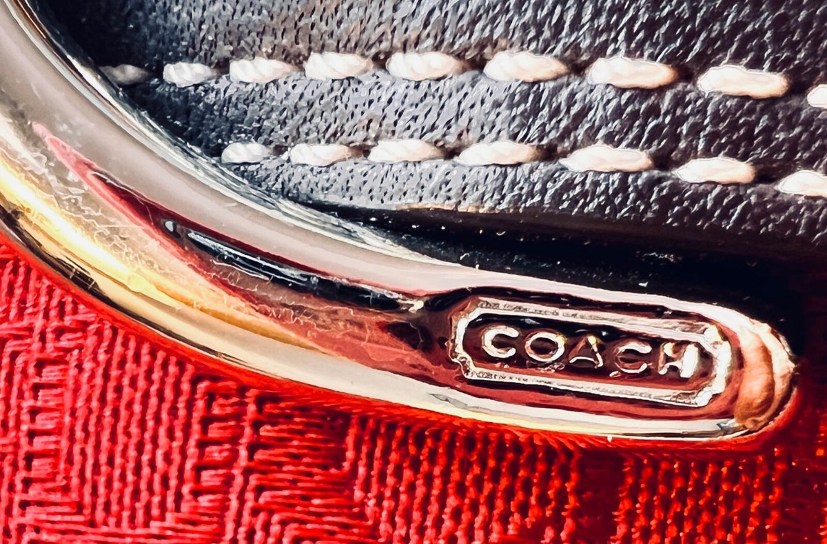 Vintage Coach Signature Wallet Clutch with Buckle EUC ZZ139