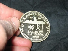 Medalla 20th XX Aniversario Salon De La Fama Coin 1978-1998 ~NICE!
