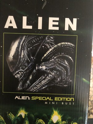 Alien Special Edition Mini Bust by Palisades #694/5000 | eBay