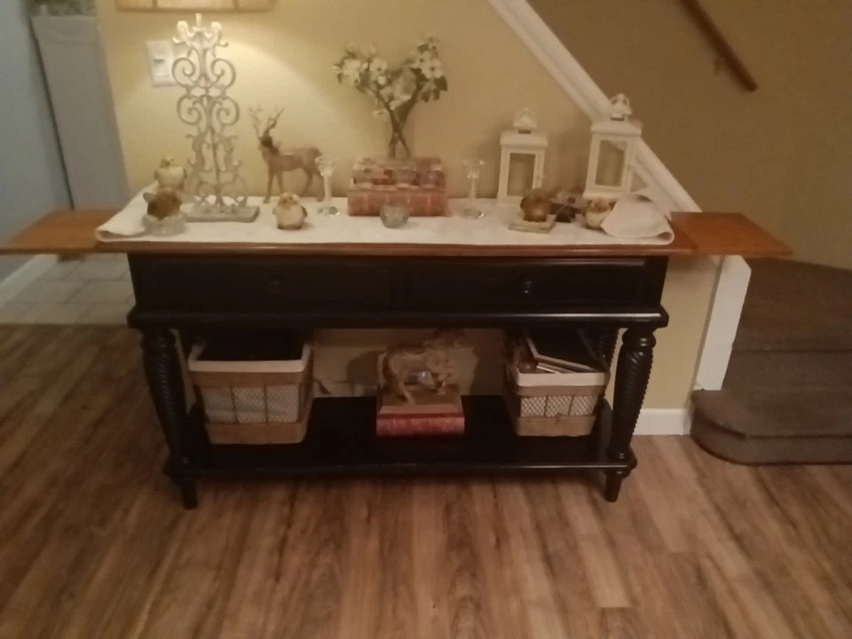 Hillsdale Wilshire Buffet - Image 2 of 4