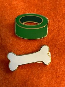 9954    WDW - Pluto - Hat Box - Cast Member - Set