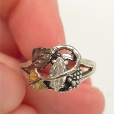 Sterling Sliver 925 Ring Size 7.5 Glass Rhinestone