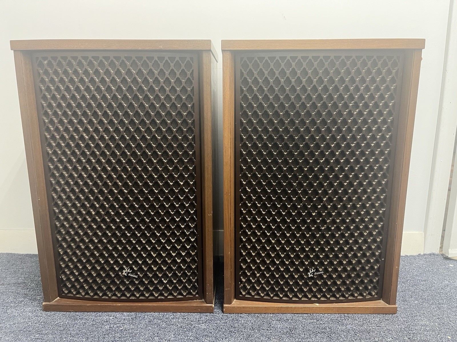 Sansui SP-2500 Vintage 3-Way Speakers  - Fully working Tested