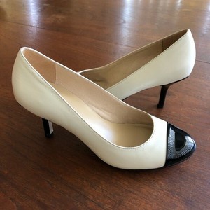 kate spade black pump