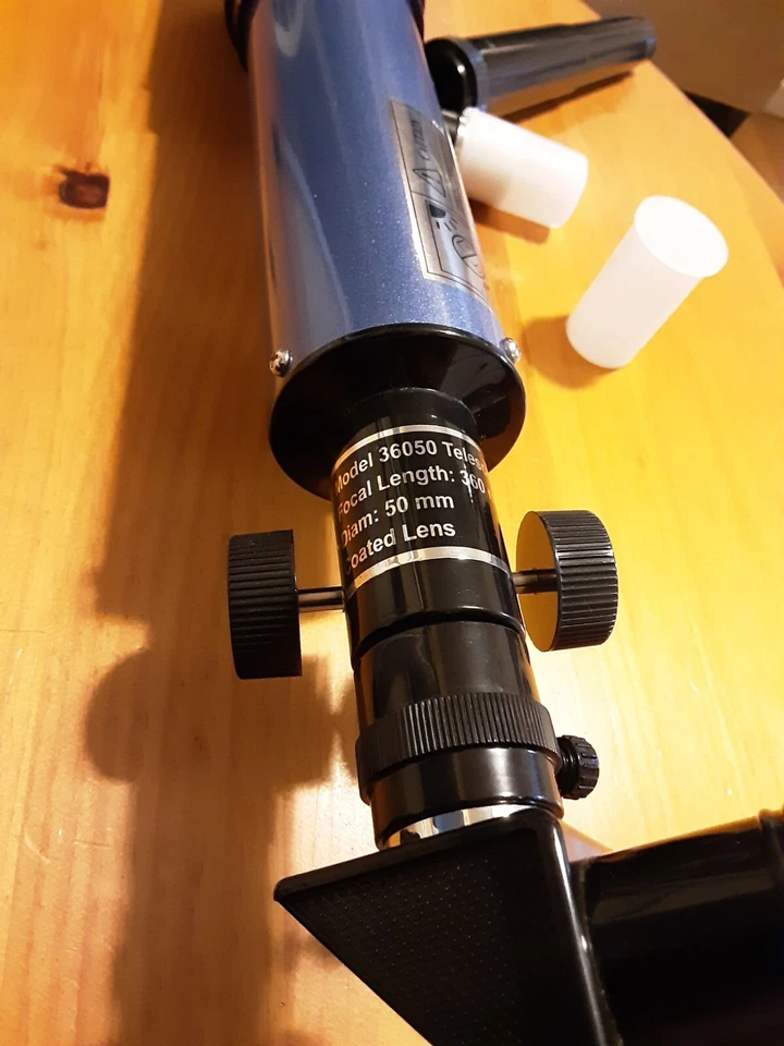  CARSON 50mm Refractor Telescope W/Tabletop Tripod MTEL-50  & Extras Model 36050 - Image 4 of 4