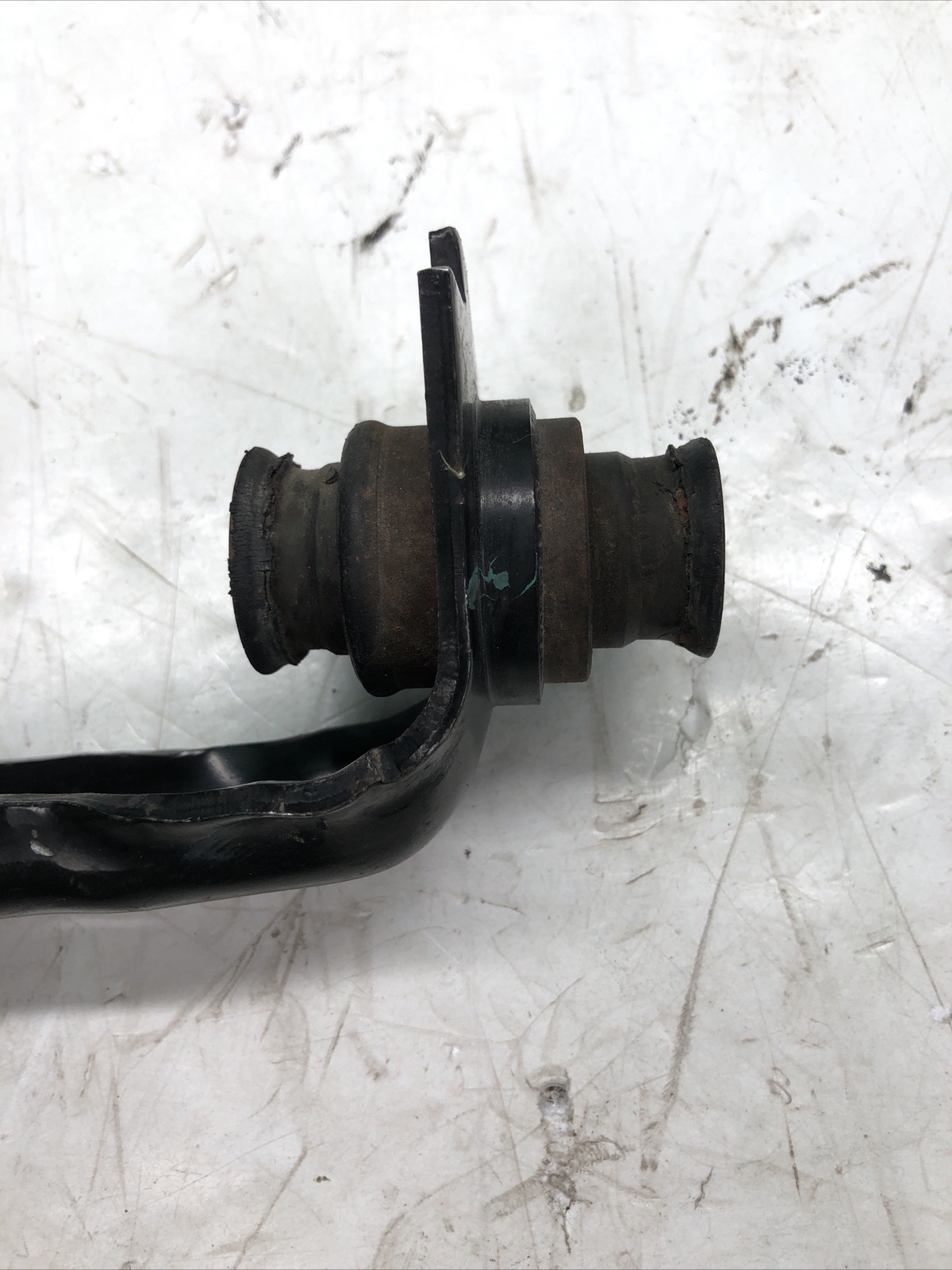 2007-2012 Nissan Versa Right Front Subframe Mount Suspension Bracket OEM