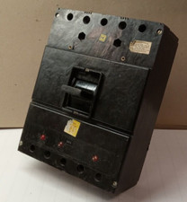 SQUARE D 400 AMP CIRCUIT BREAKER 3 POLE 600 VAC 250 VDC 300 AMP TRIP LA3400F
