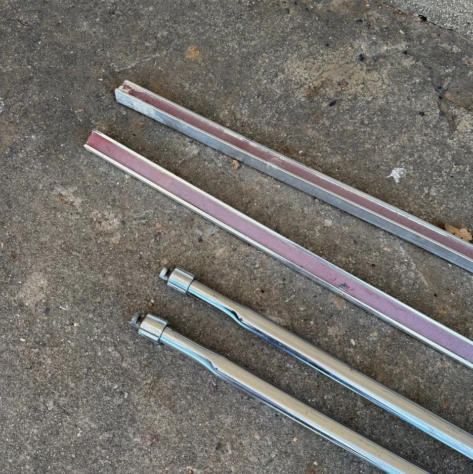 IH International Harvester Scout II roof rack bars 71-80 - Image 2 of 4