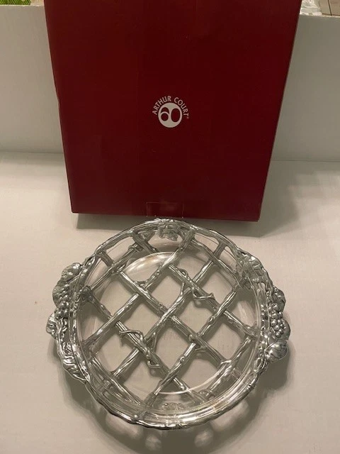 Arthur Court 2000 Aluminum Grapevine Pie Plate Trivet