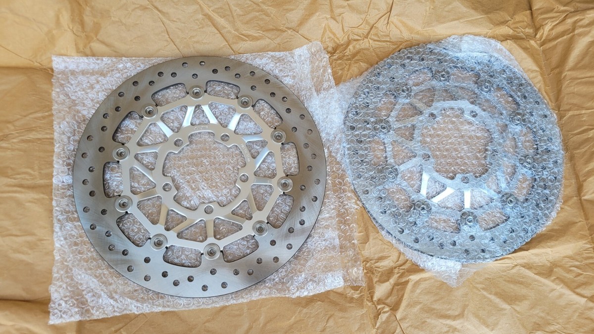 2006-2020 OEM Triumph Front Brake Disc Rotor Kit T2024065 Daytona