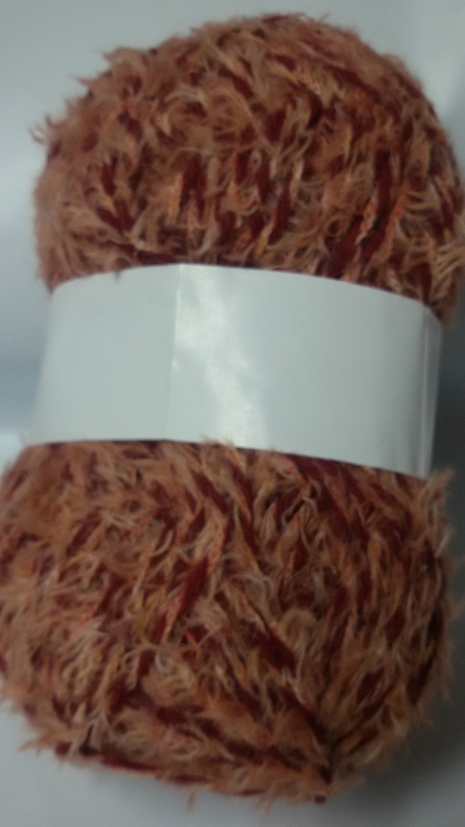 Lot De 500g De Pelotes De Laine Démarquées - 10 Pelotes - Fabriqué En France - Neuf
