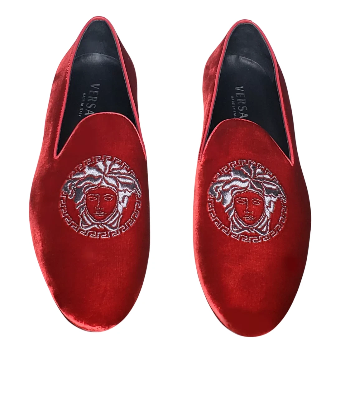 Mocassini Versace in velluto rosso con ricamo Medusa platino 42 5 9 5