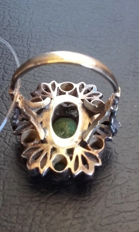 Anello antico in oro argento con diamanti e smeraldi naturali - Immagine 3 di 4