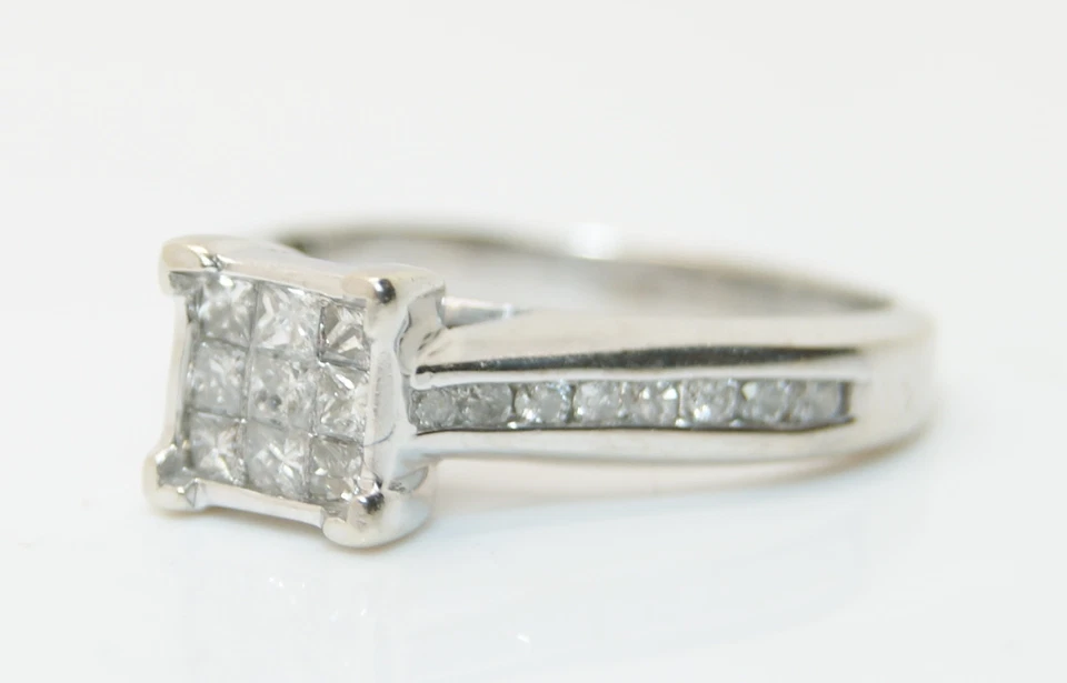 10K White Gold 2/3 Ct TDW Princess Cut Diamond Ring Size 10.25 - Image 3 of 4