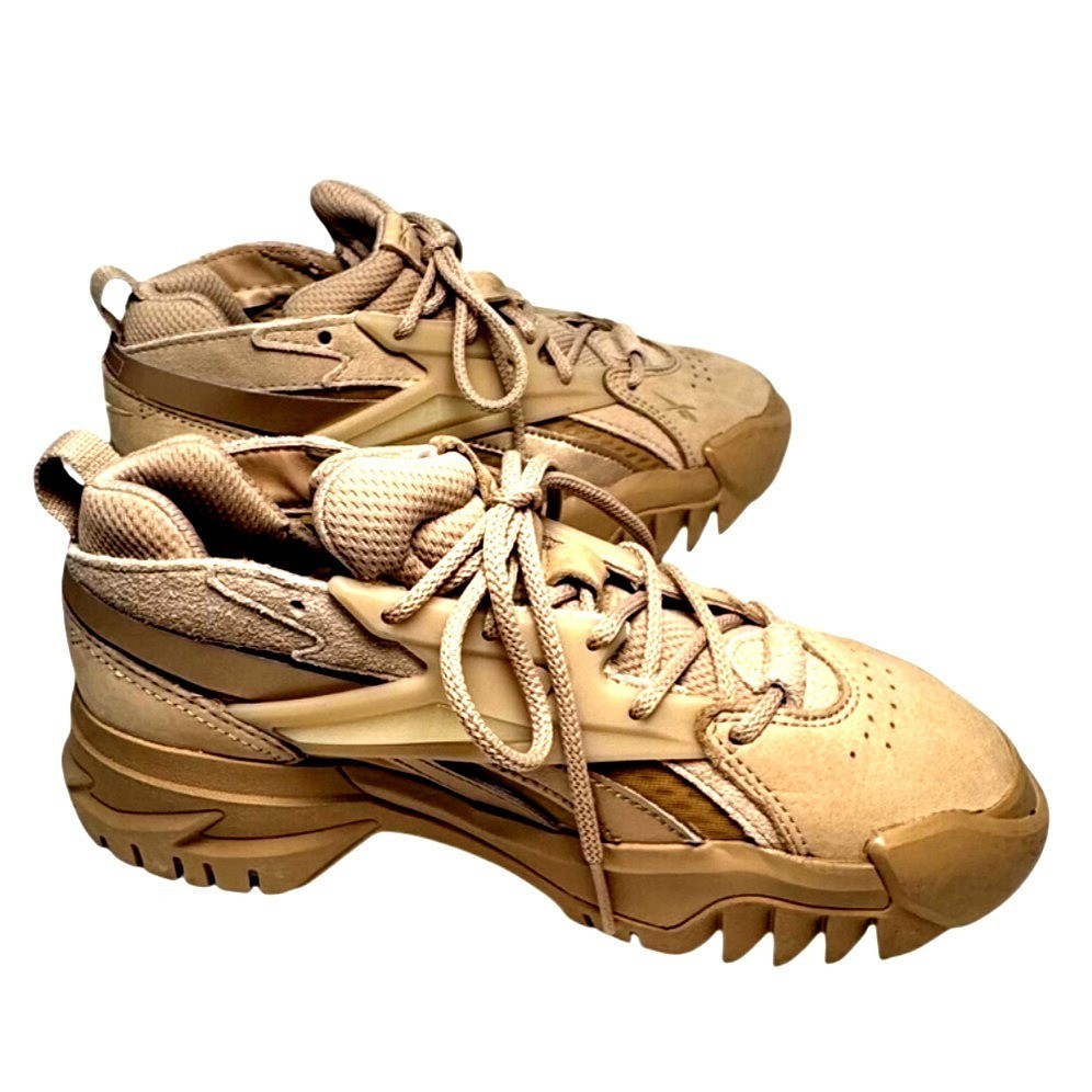 Cardi B Reebok Women's Classic Leather V2 Casual Beige Active Sneakers Size 7 thumbnail 2