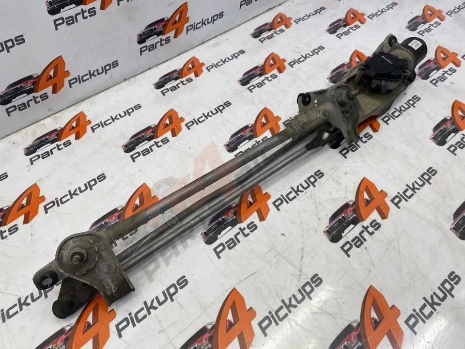 Mitsubishi L200 2014 4life limpiaparabrisas delantero motor y acoplamiento 8251A021.8250A147 Foto 3 de 4