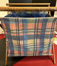 Folding Knitting Sewing Crochet Yarn Caddy Wood Frame Searsucker