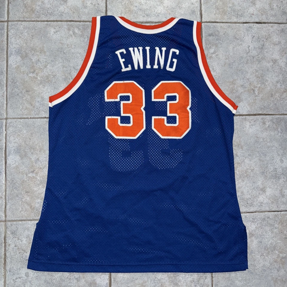 CAMISETA DE BALONCESTO DE COLECCIÓN RARA DE LOS NEW YORK KNICKS #33 EWING AUTÉNTICA CAMPEONA TALLA 48 Foto 3 de 3