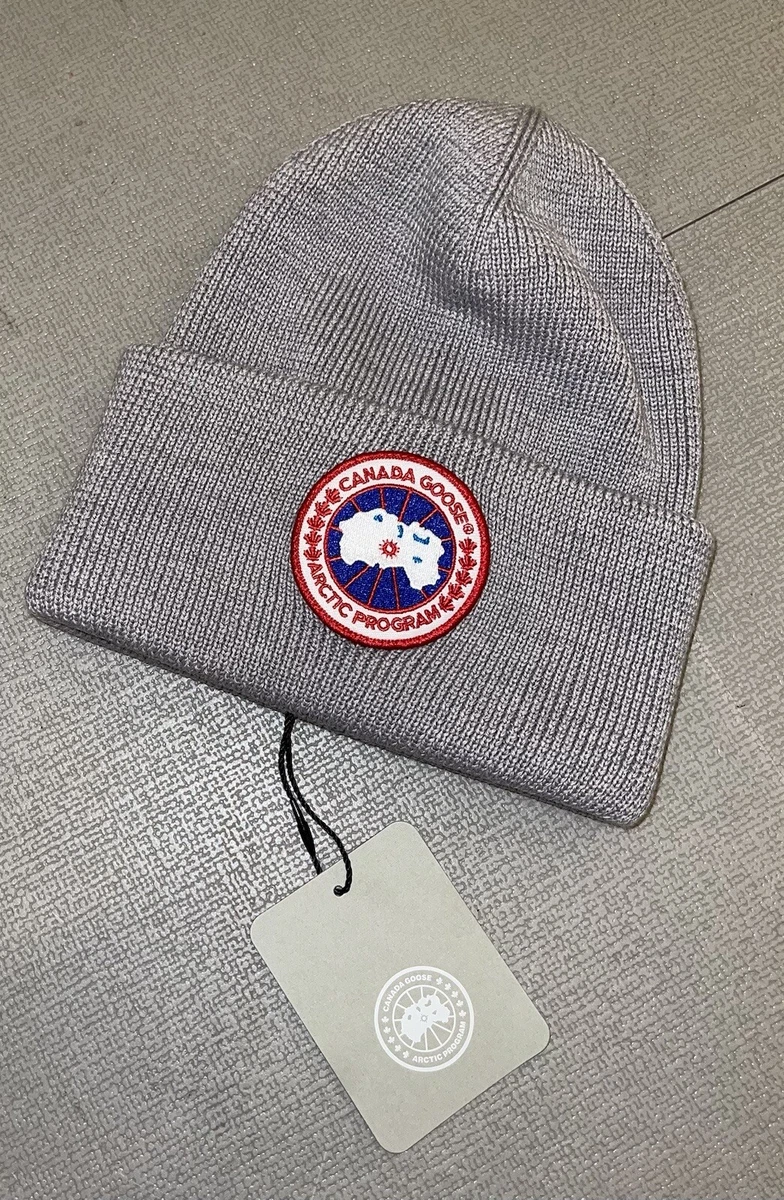 Canada goose store grey beanie