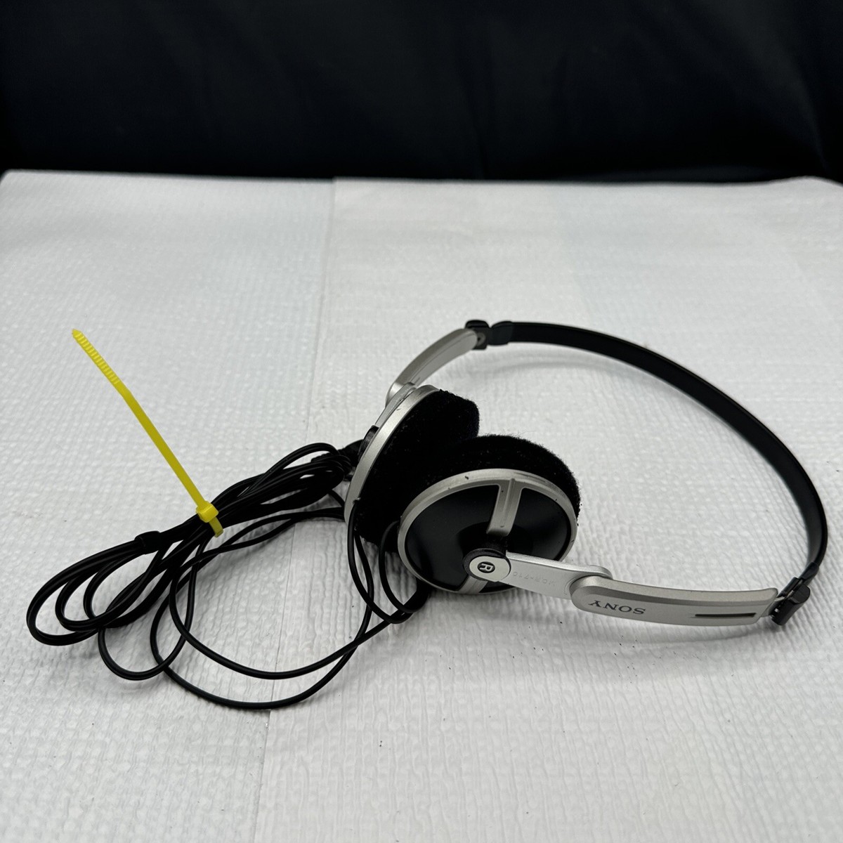 Genuine Vintage Sony MDR-710 Wired Foldable Headphones On The Ear