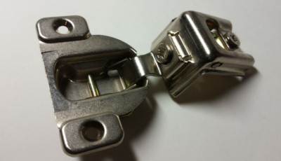 BLUM 39C CABINET HINGES, 1-1/4 inch overlay, 110 degree open, 39C355C.20, used
