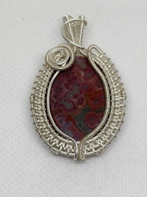 Ornate silver plate wire wrap pendant, Moss Agate gemstone, NWOT