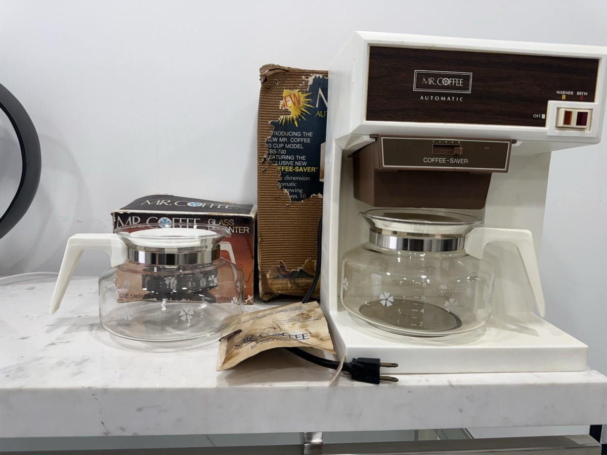 Vintage Mr Coffee Automatic Coffee Maker Set CBS-700 w/ Extra