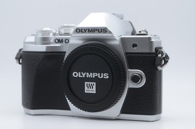Olympus OM-D E-M10 Mark III | Black & Silver Body