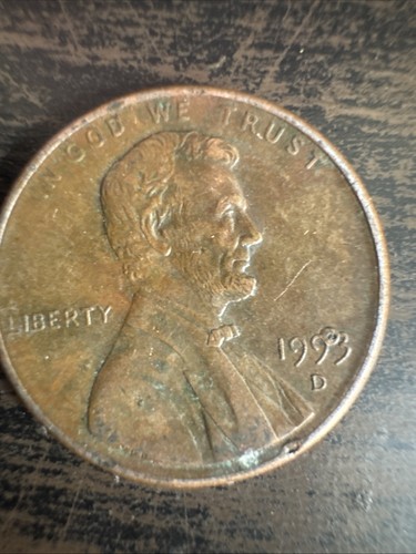 1993 D Mint Error Penny. Date Die Error. Word “of” Is Faded - Picture 3 of 4