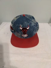 Chicago Bulls Hat Snapback Mens Blue/Red  Denim Acid Wash NBA Cap Windy City 
