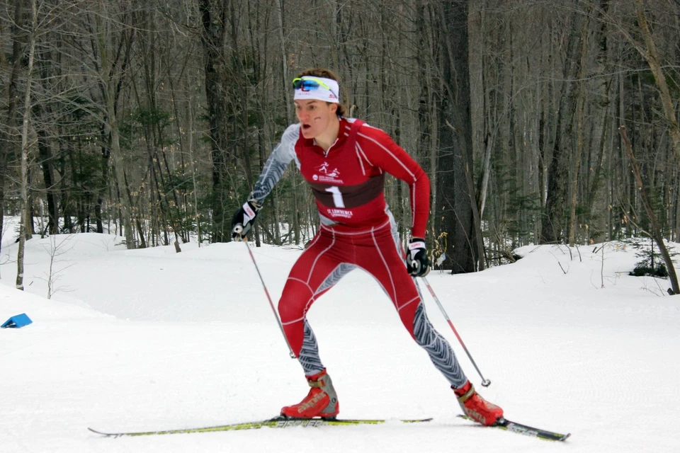 Camiseta deportiva Lake Placid 2015 de competición de campeonatos de esquí de la NCAA con tirantes usados 1 Foto 2 de 4