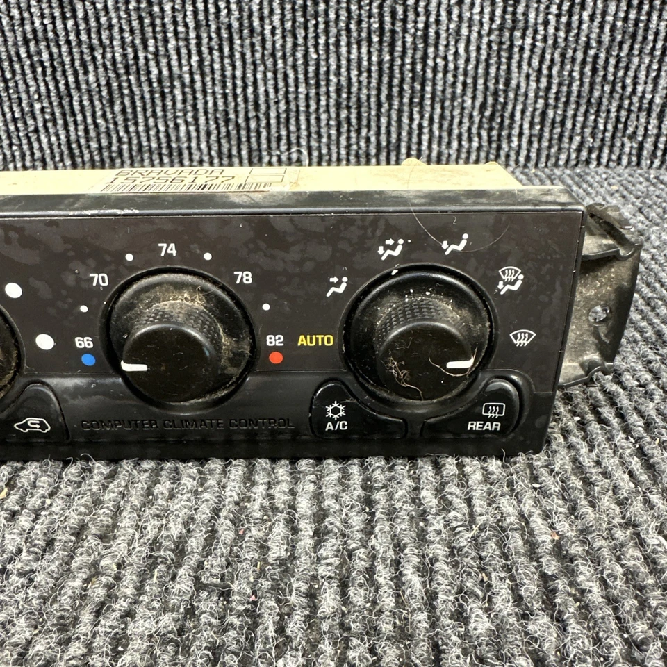 99-01 Oldsmobile Bravada Calentador Automático Control de Temperatura CA 15756177 OEM Foto 3 de 4