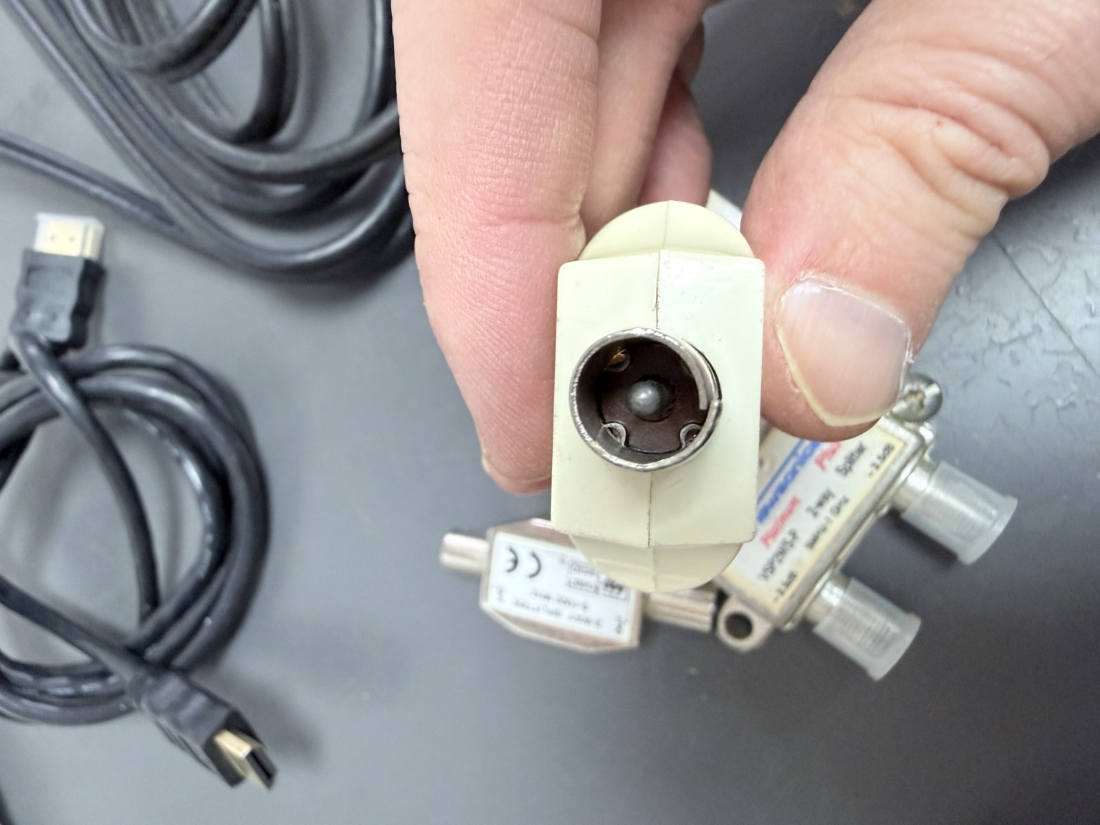 TV Aerial Cable Job Lot HDMI Lead RF Splitter Coax AV Adapter Accessories image 8