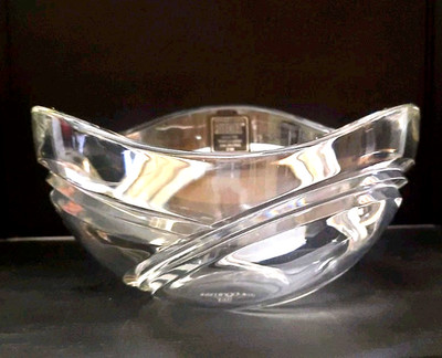 JR Riedel / Bloomingdales Handmade Rare Vtg Elegant Art Glass Crystal Swirl Bowl
