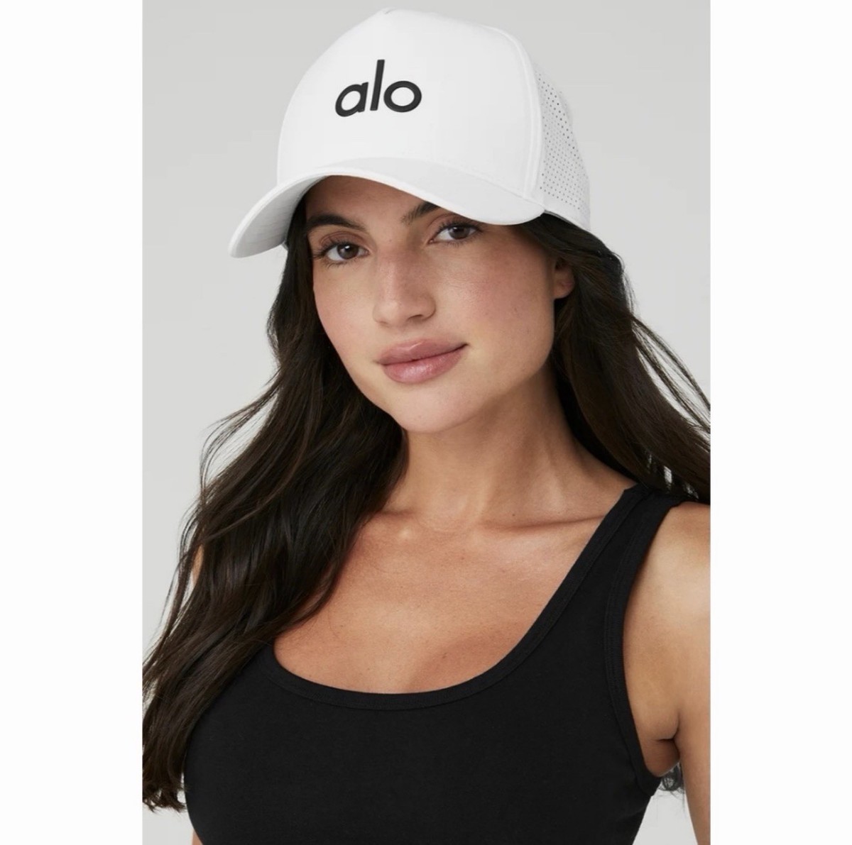ALO Yoga Unisex Performance District Trucker Hat In White | eBay