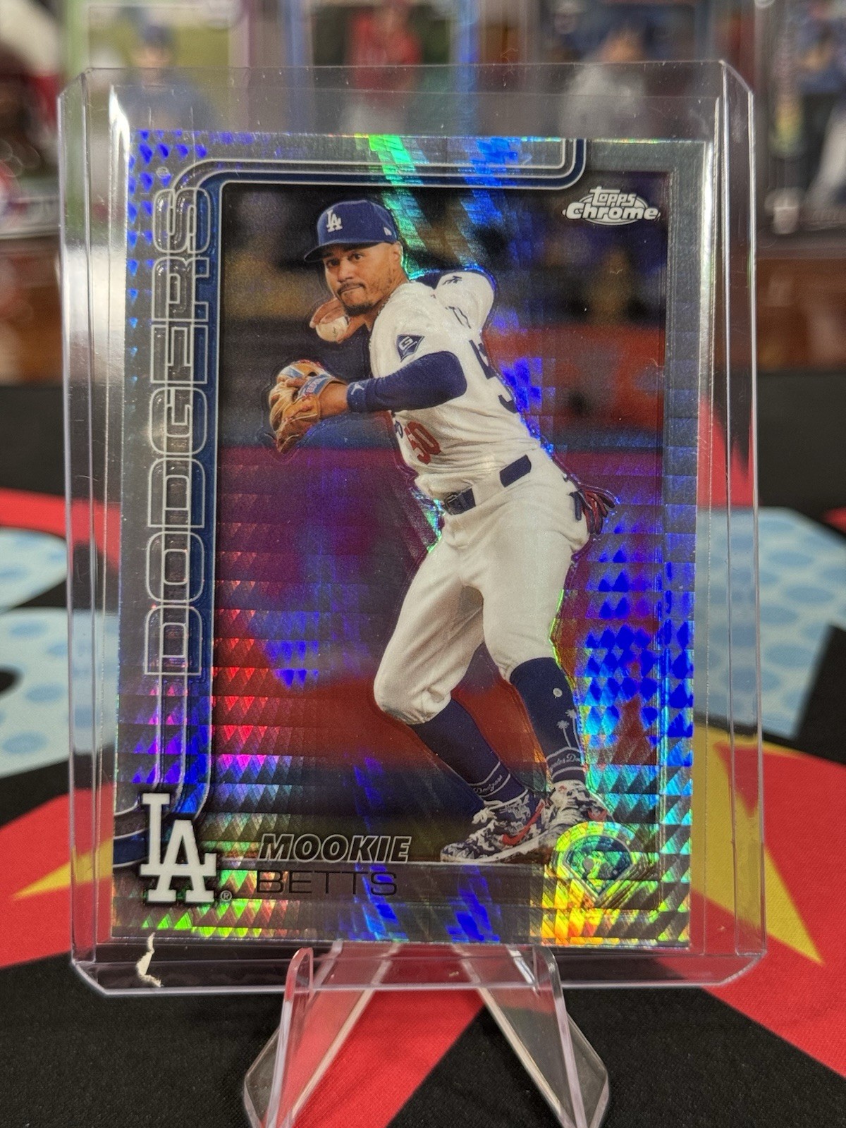 2025 Topps Chrome MLB #50 Mookie Betts Refractor Prism Dodgers