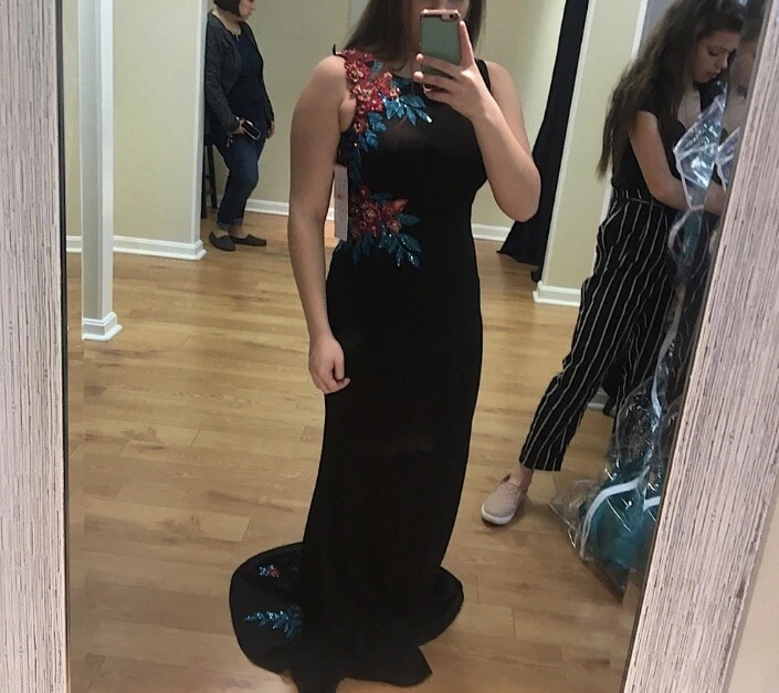 Vestido de graduación Jovani floral bordado con lentejuelas/cuentas Foto 3 de 4