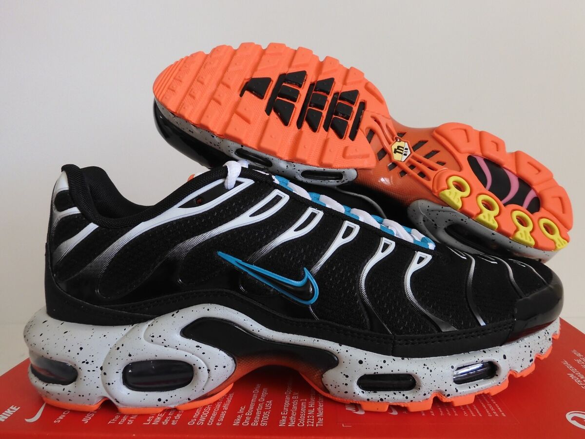MENS NIKE AIR MAX PLUS BLACK-BLACK-TURF ORANGE SZ 7 [CZ1651 MENS NIKE AIR MAX PLUS BLACK-BLACK-TURF ORANGE SZ 7 [CZ1651
