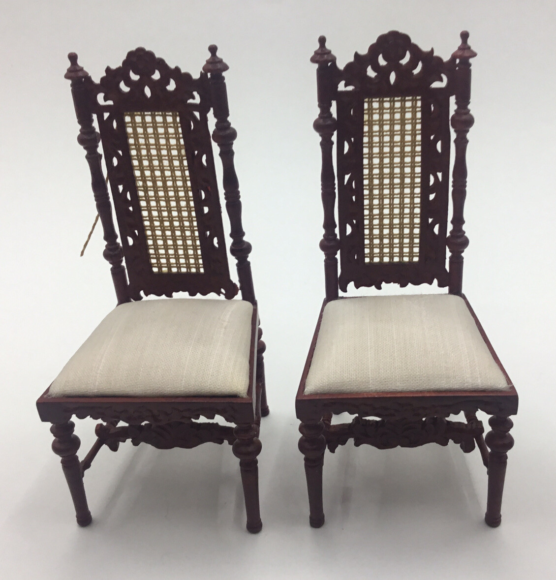 Dolls House ‘Glenowen’ Table And Four Chairs eBay