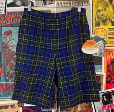 Vintage Women's 70s-80s Blue Green Pendleton High Rise Wool Shorts 26-27"